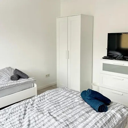Schoene 3 Zimmerwohnung In Dueren Apartment Duren